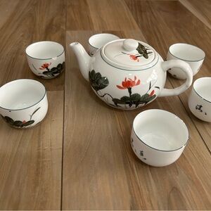Hand Painted Tea Pot and Cups
